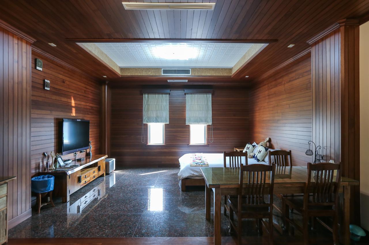 Tainan Yi Home Luaran gambar